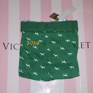 PINK VS Sleep Boxy Size XXL NWT